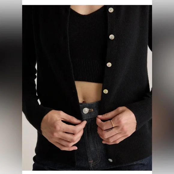 Quince Mongolian Cashmere Cardigan Black , size Small - Picture 3 of 11